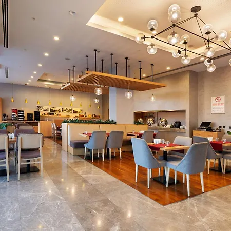 Park By Radisson Hotel 4*